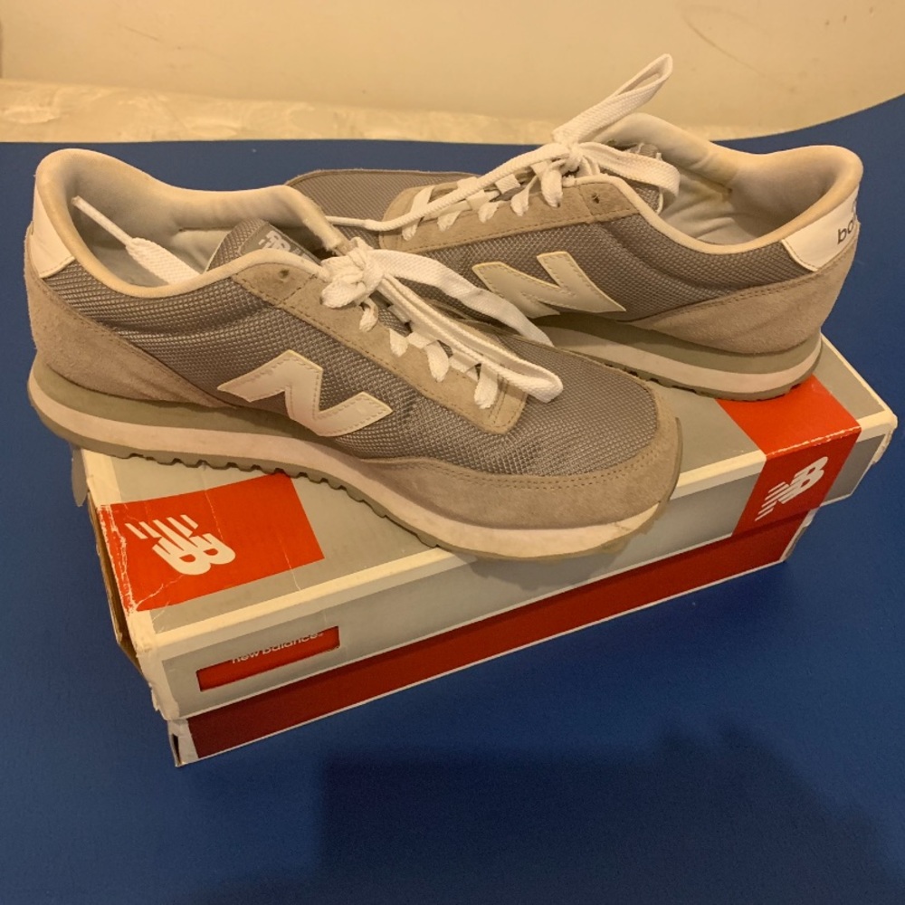 New Balance Women's Sneaker